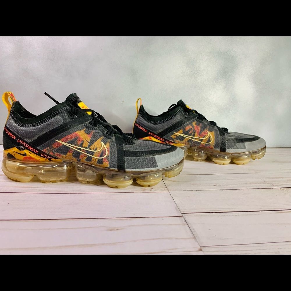 Womens Nike Air VaporMax 2019 Floral Black/Grey/Gold - 10.5